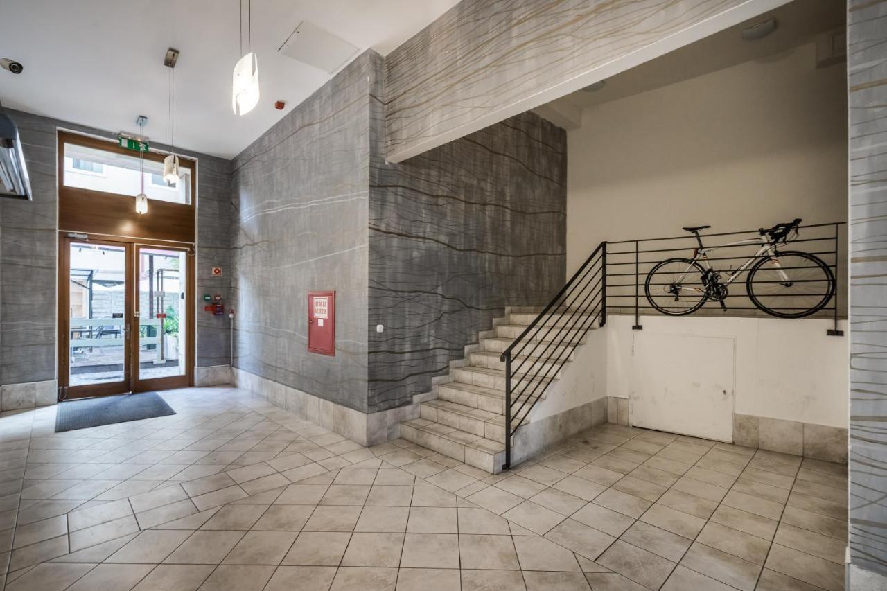 Bpr Timber Loft Home With Balcony บูดาเปสต์ ภายนอก รูปภาพ