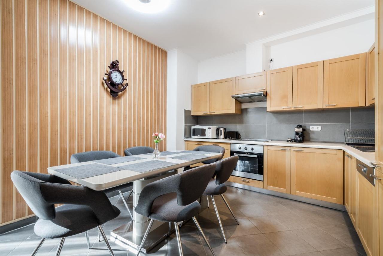 Bpr Timber Loft Home With Balcony บูดาเปสต์ ภายนอก รูปภาพ